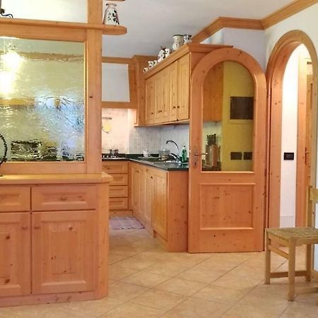 Casa Rossi Lägenhet Le Grazie  Exteriör bild