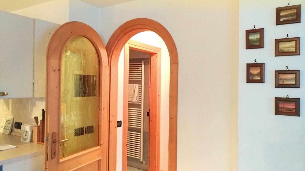 Casa Rossi Lägenhet Le Grazie  Exteriör bild