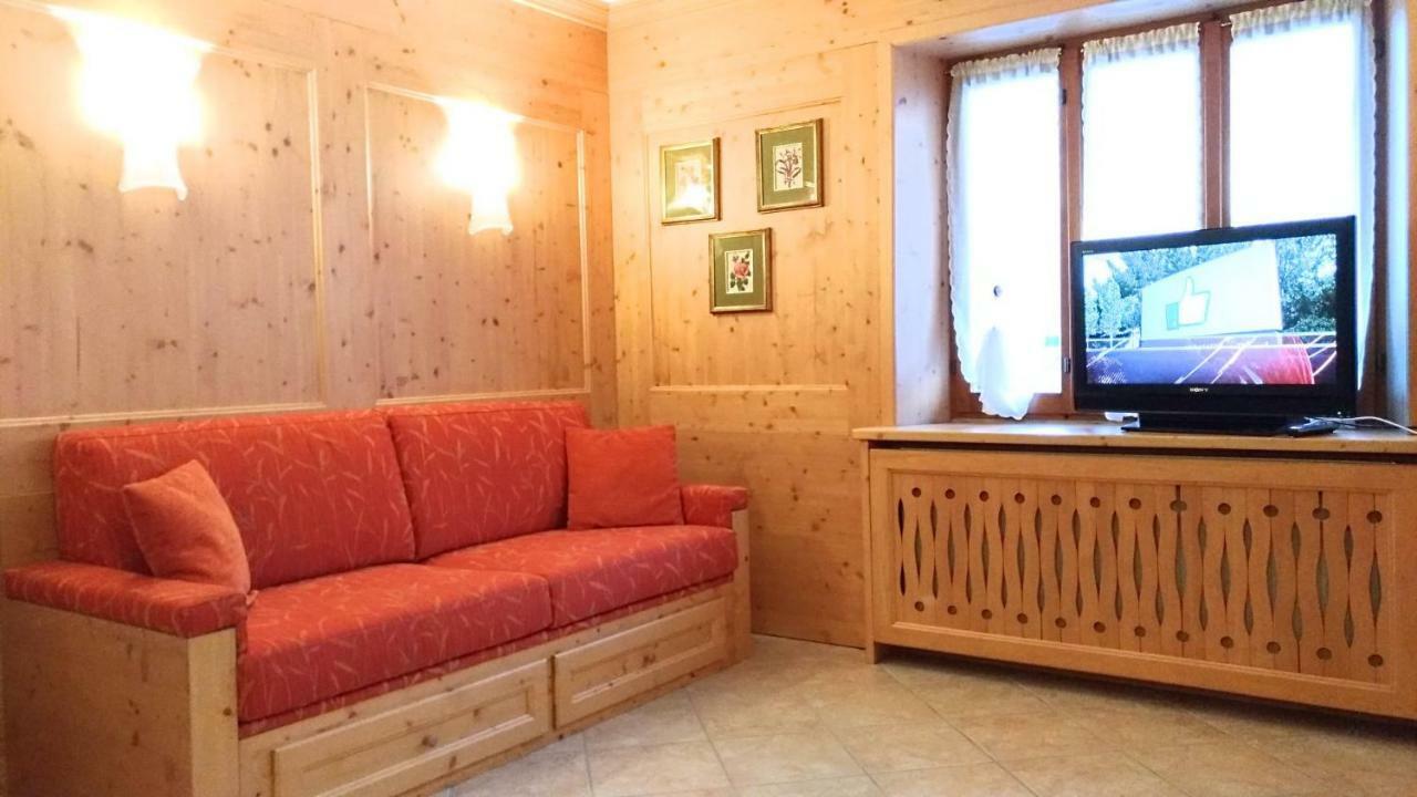 Casa Rossi Lägenhet Le Grazie  Exteriör bild